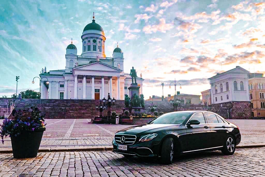 E-class-Hels2 Transfer in Helsinki IBG Travel